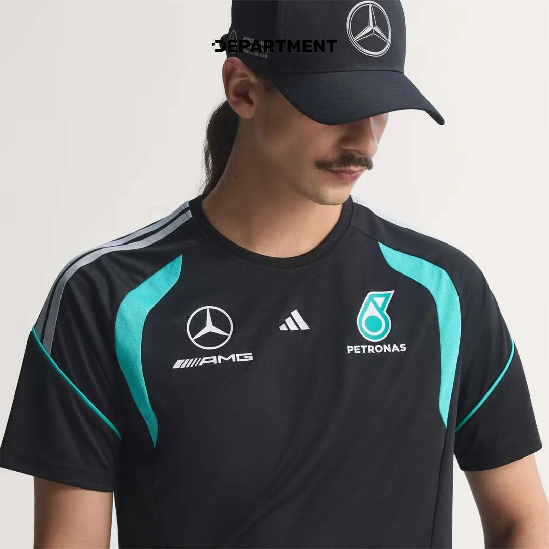 ADIDAS MERCEDES - AMG PETRONAS F1 TEAM MECHANICS - Image 4