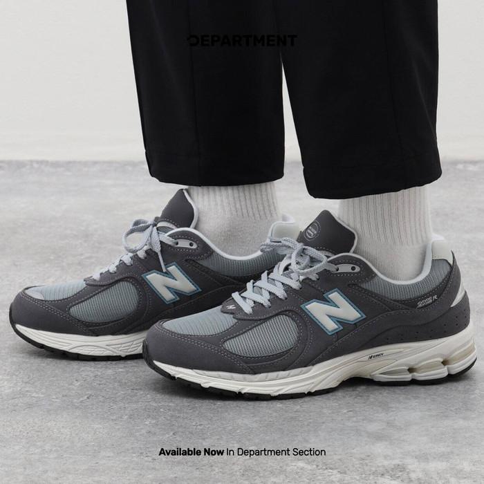 NEW BALANCE 2002R - Image 2