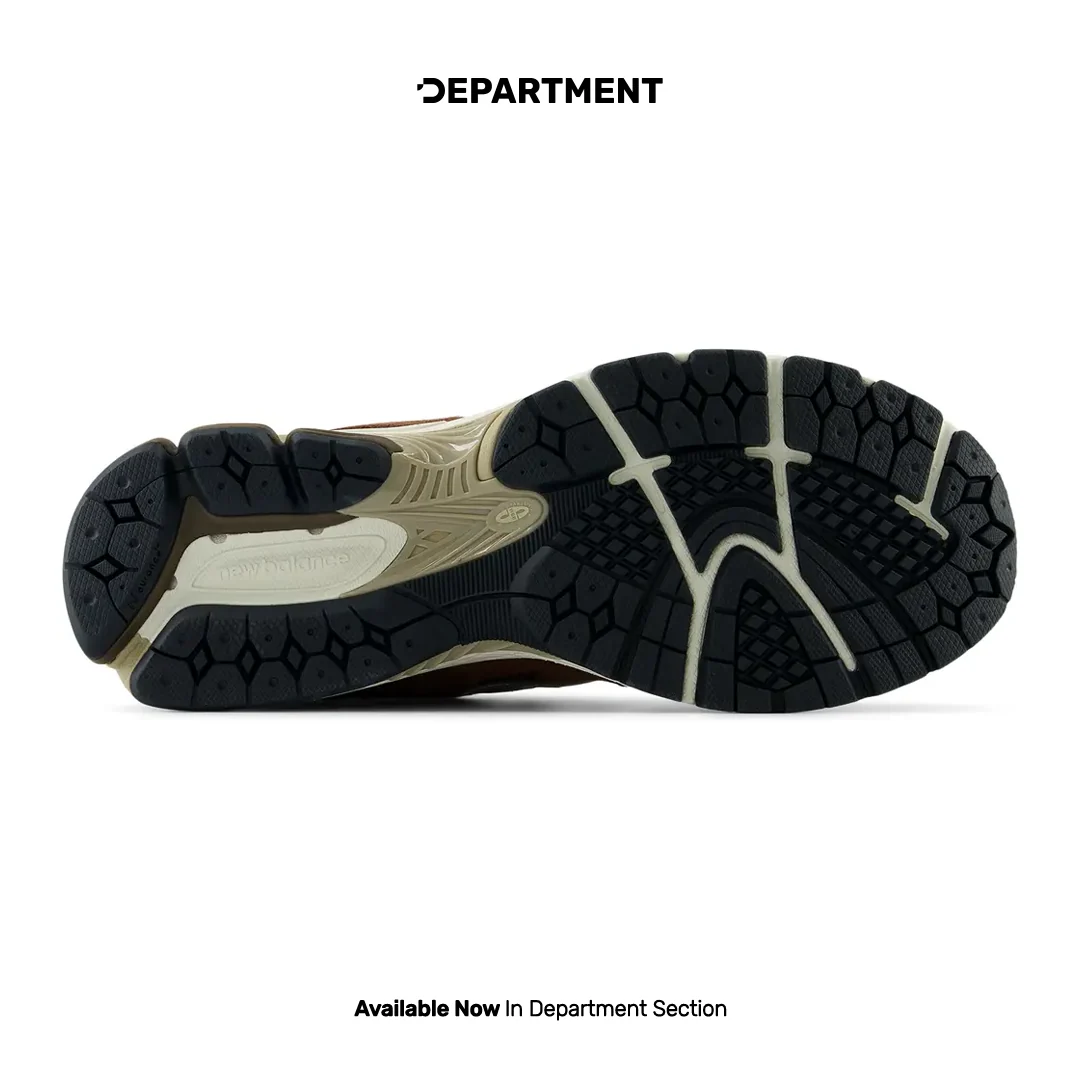 NEW BALANCE 2002R - Image 6