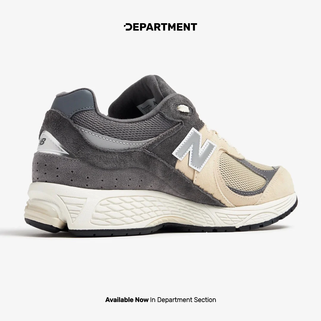NEW BALANCE 2002R - Image 4