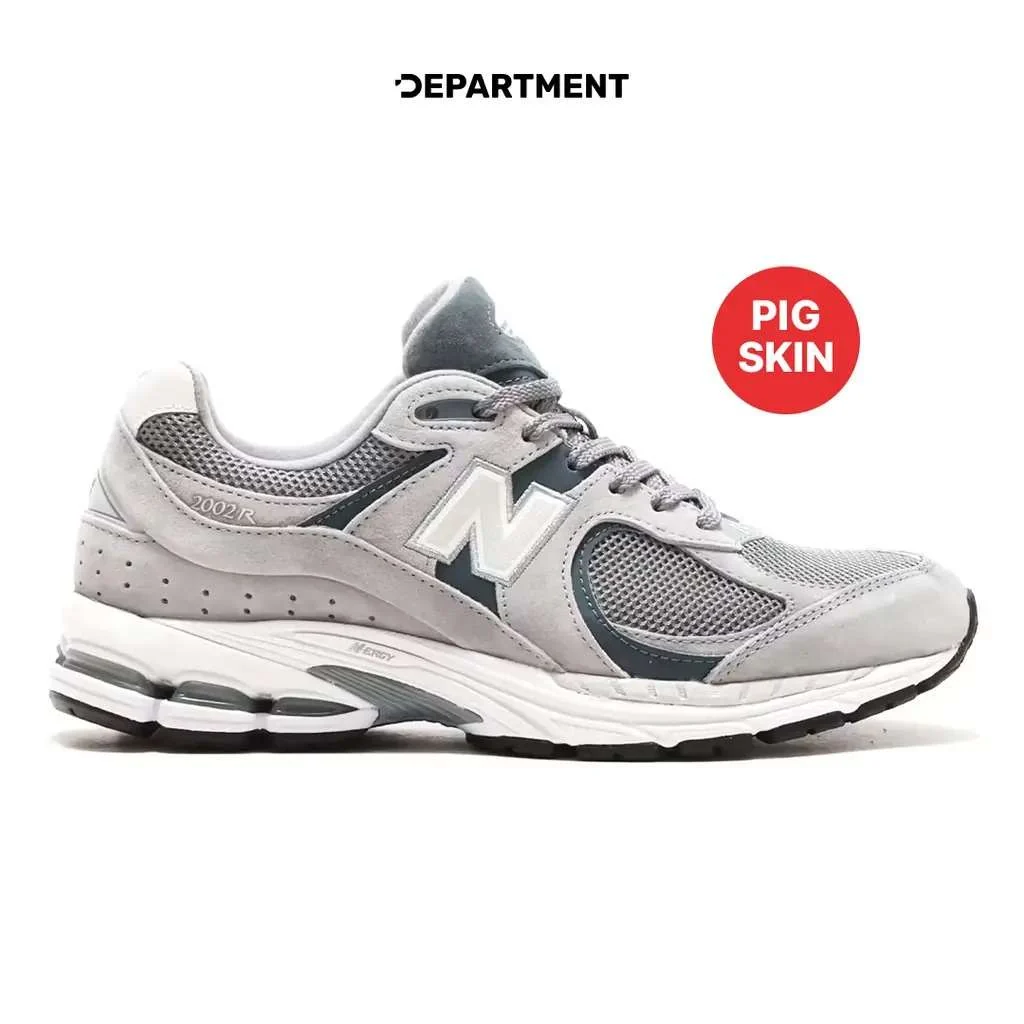 NEW BALANCE 2002R - Image 2