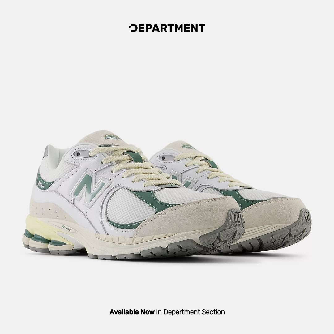 NEW BALANCE 2002R - Image 2