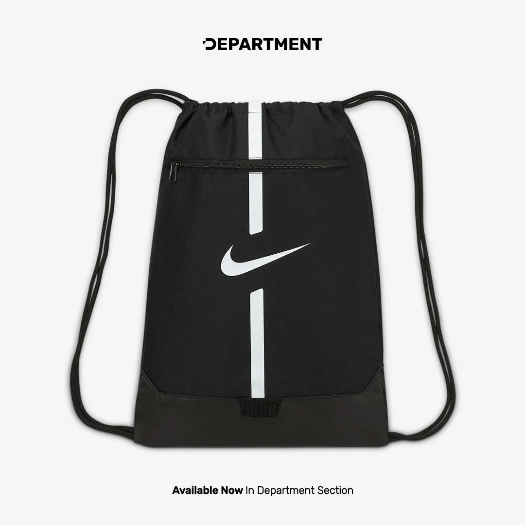 NIKE ACADEMY FOOTBALL