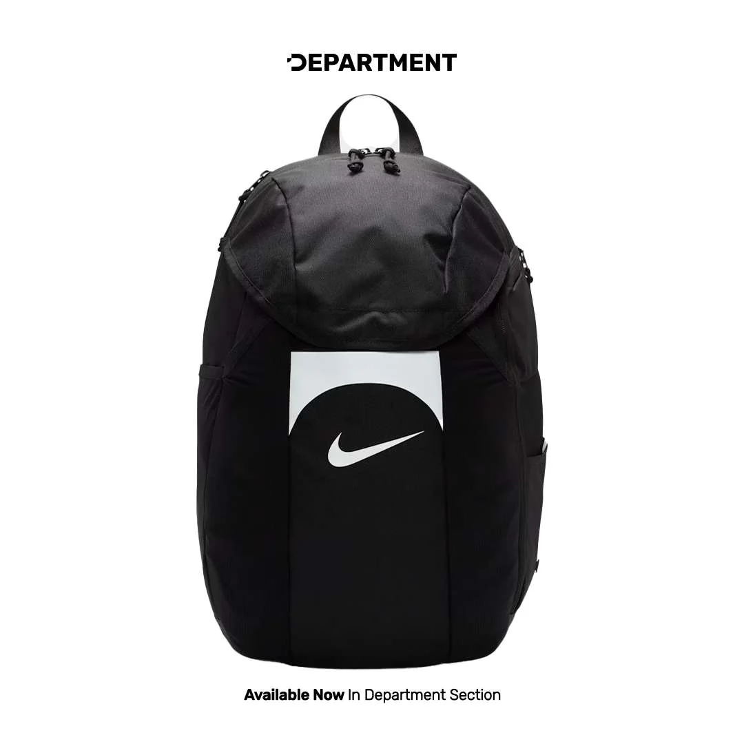 NIKE ACADEMY TEAM