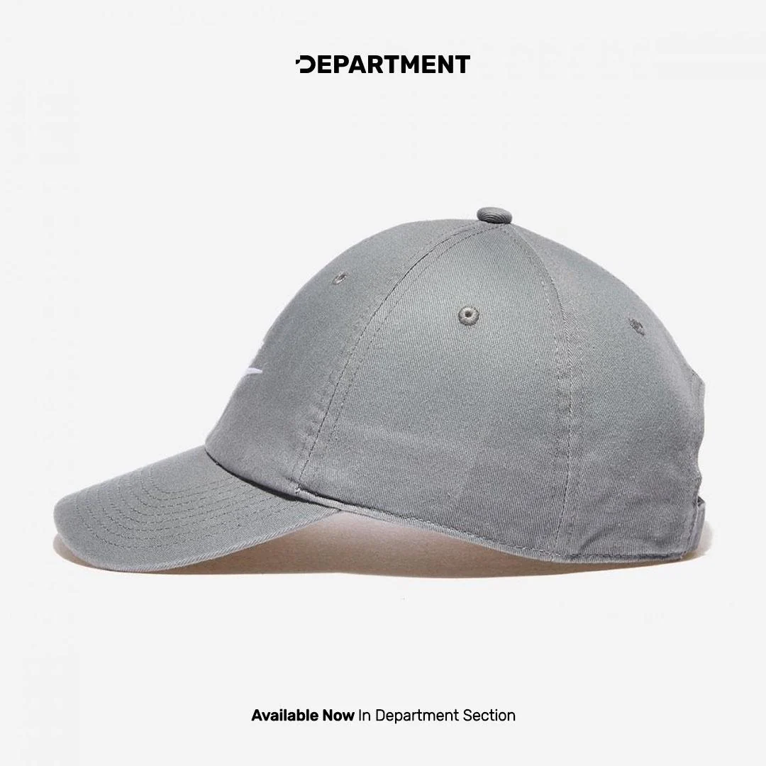 NIKE CLUB UNSTRUCTURED FUTURA WASH - Image 3