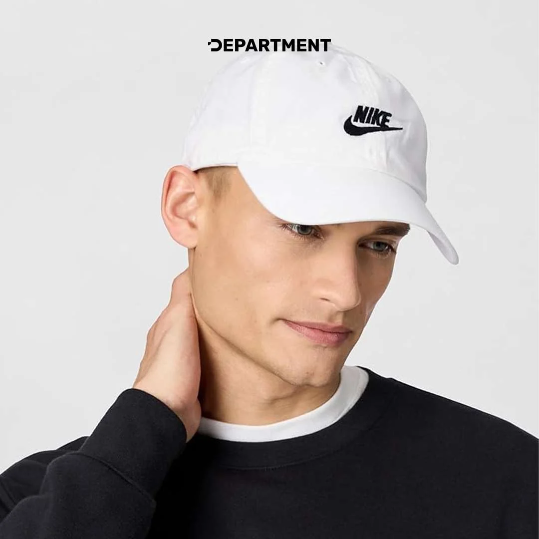 NIKE CLUB UNSTRUCTURED FUTURA WASH - Image 3