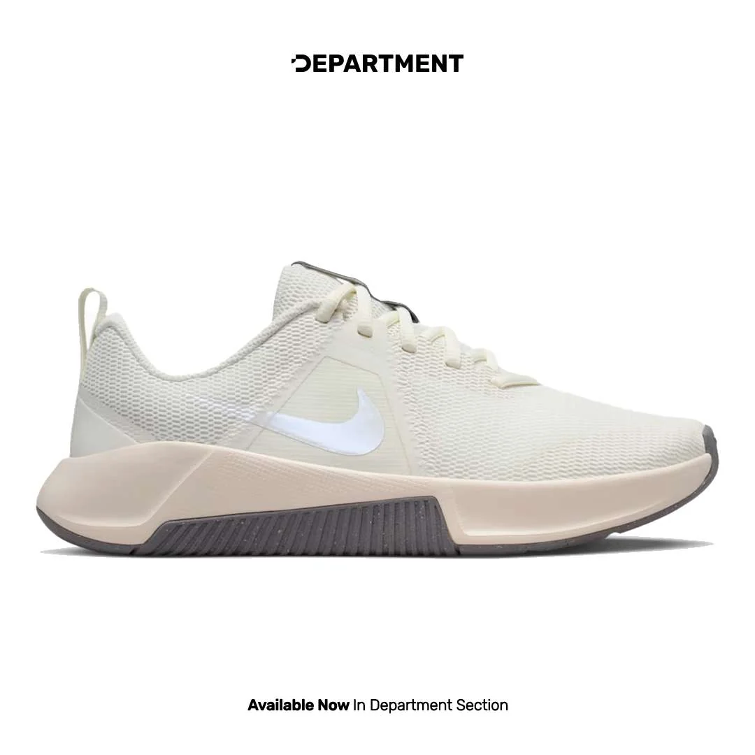 NIKE W MC TRAINER 3