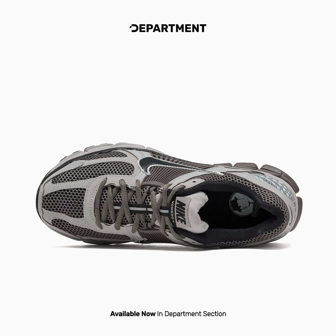 NIKE ZOOM VOMERO 5 - Image 4