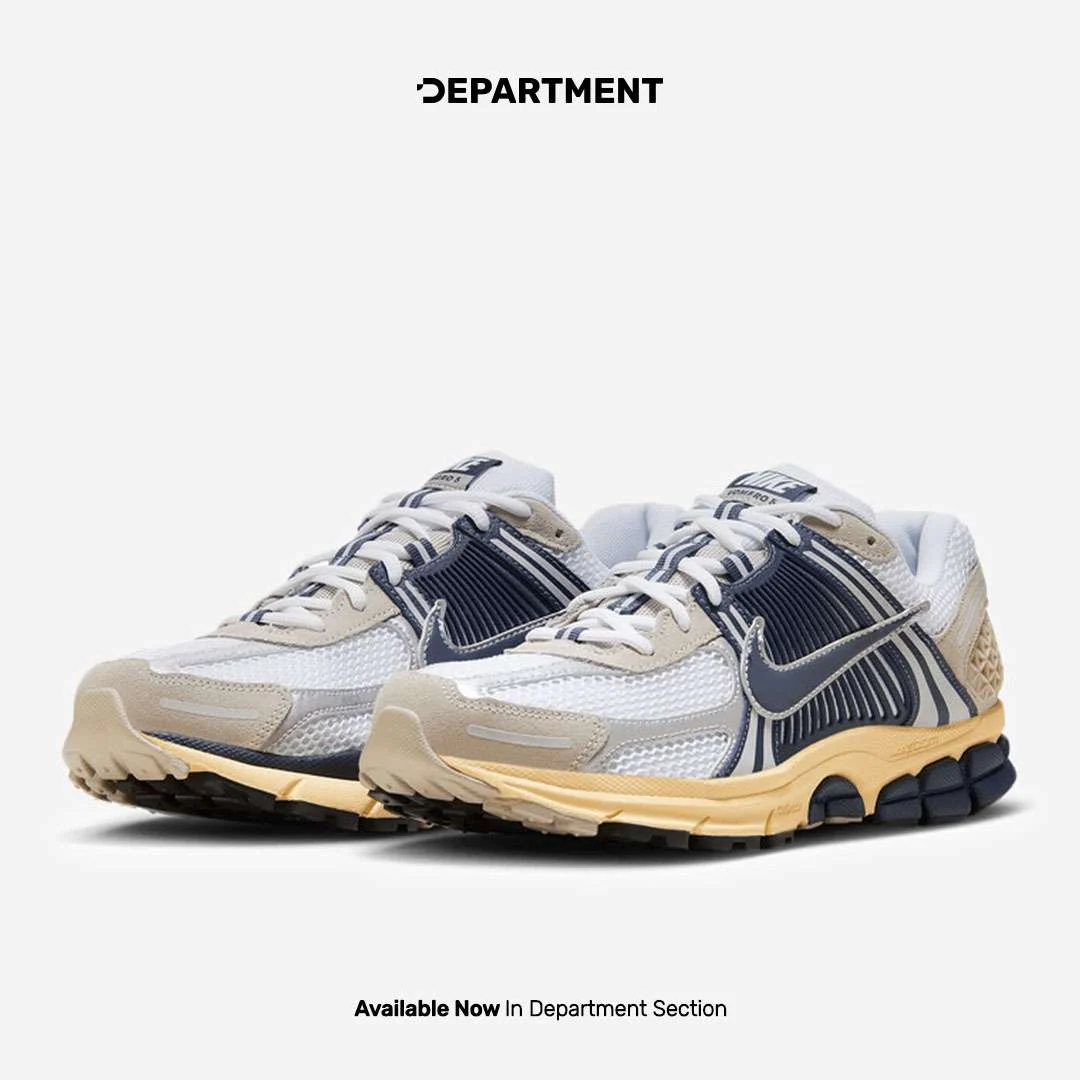 NIKE ZOOM VOMERO 5 - Image 2