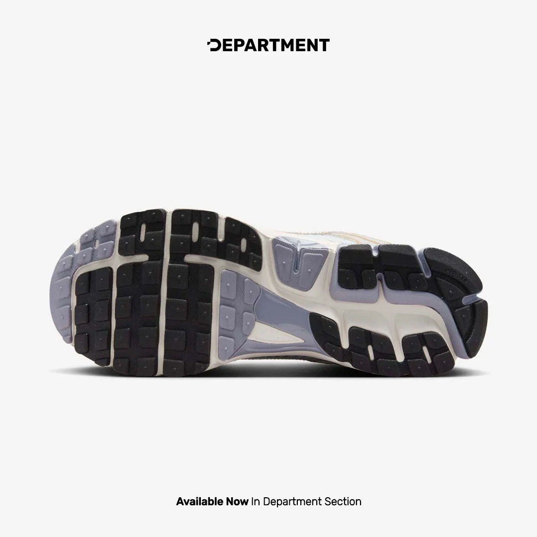 NIKE ZOOM VOMERO 5 - Image 5